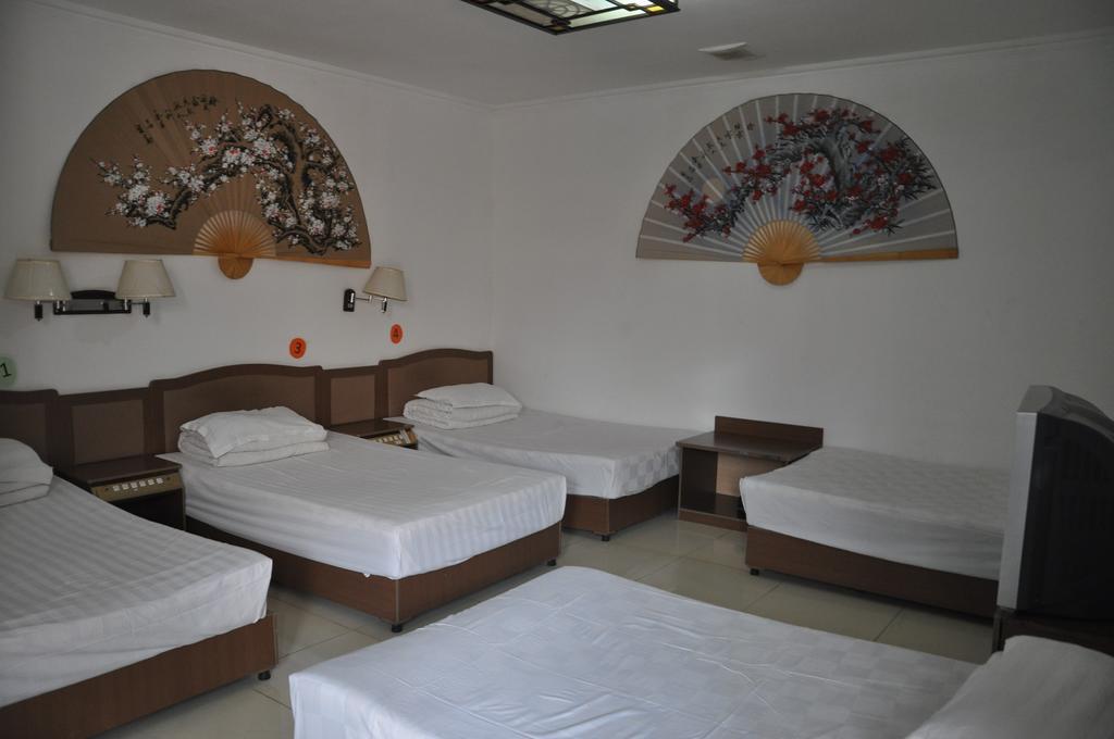 Three Legged Frog Hostel Πεκίνο Δωμάτιο φωτογραφία